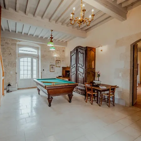 Chez Dominique 450 M2 Manoir Piscine Billard بيت للعطل