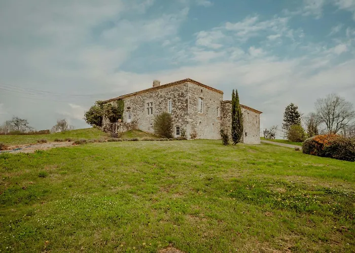 Chez Dominique 450 M2 Manoir Piscine Billard Hébergement de vacances Saint-Martin (Lot-et-Garonne)